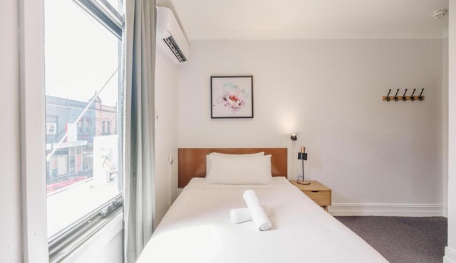 Newtown Cozy Stays in Sydney
