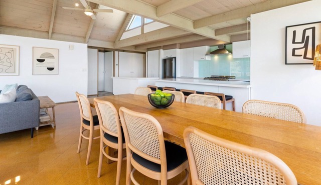 Ngaree - Ocean Views - An oasis up in the treetops in Mount Martha