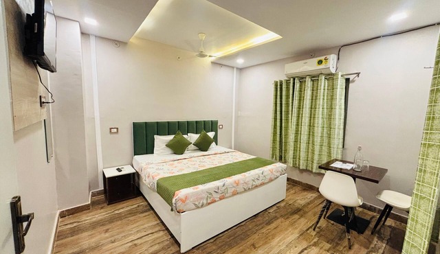 Nirvana Inn