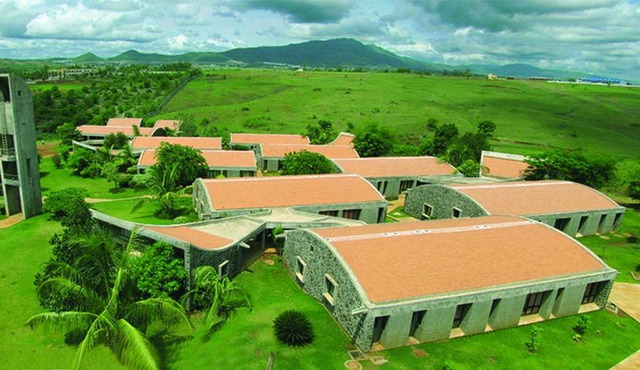 Nirvana Nature Resort in Talegaon Dābhāde