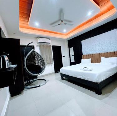 North Eye Hotel