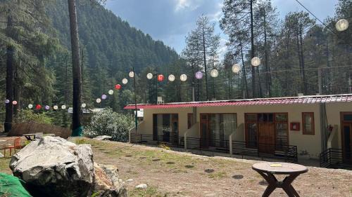 Northbound Kasol in Kasol