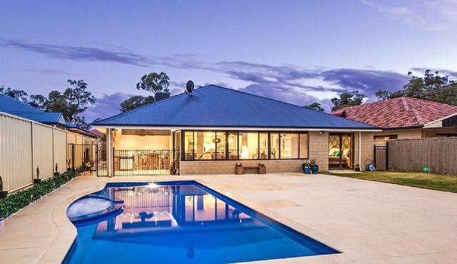 Nottely @ Secrets... Luxurious short term accommodation in Secret Harbour