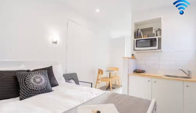 Nouvelle Studio - Private modern studio near Bendigo CBD in White Hills