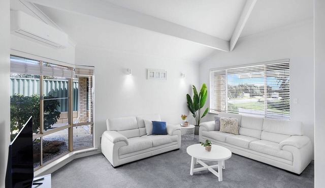 Ocean Reef 4BR Family Home + Kids Retreat in Perth
