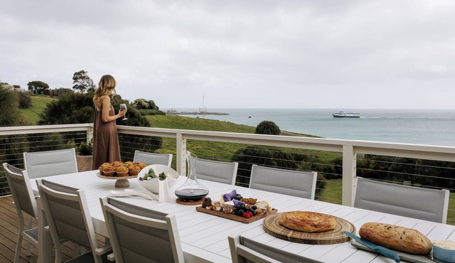 Oracle Beach House @ Penneshaw, Kangaroo Island in Penneshaw