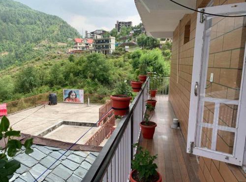 oro phile Naddi Home Stay