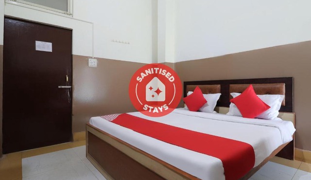 OYO 62108 Parinay Guest House