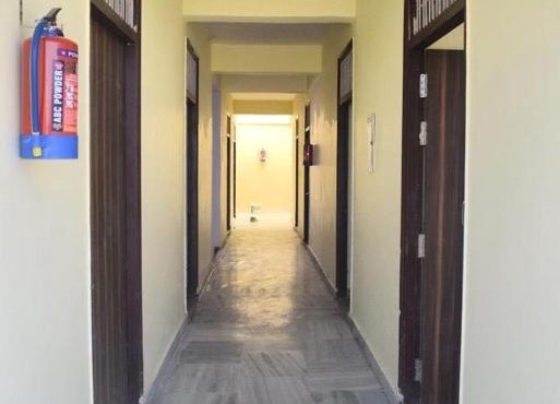 OYO Hotel Shyam Palace