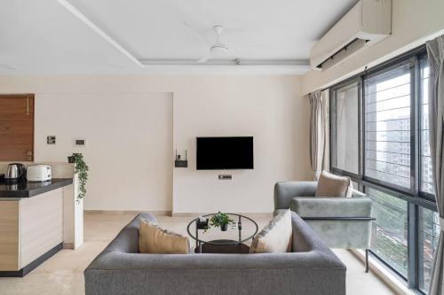 Palermo Studio Modern Quiet Prime Spot in Mumbai