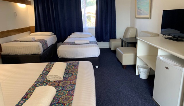 Panorama Motor Inn in Charlestown