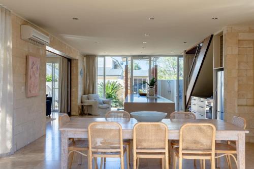 Paperbarks I Private Properties in Dunsborough