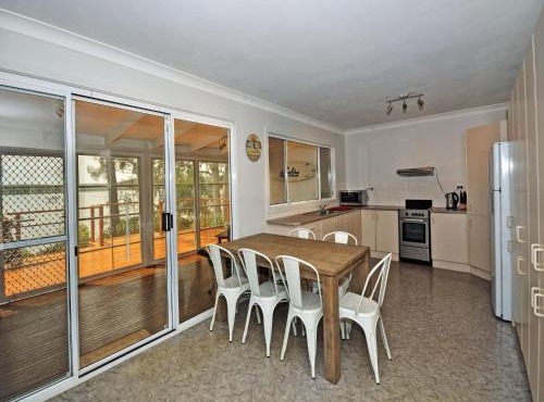 Paradise 54 Eastslopes Way in North Arm Cove