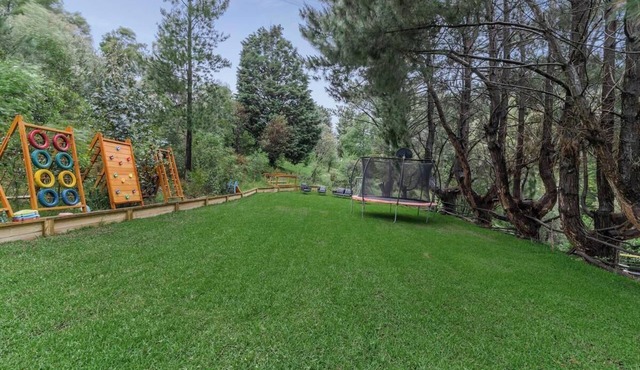 Park Oasis by Ready Set Stay in Park Orchards