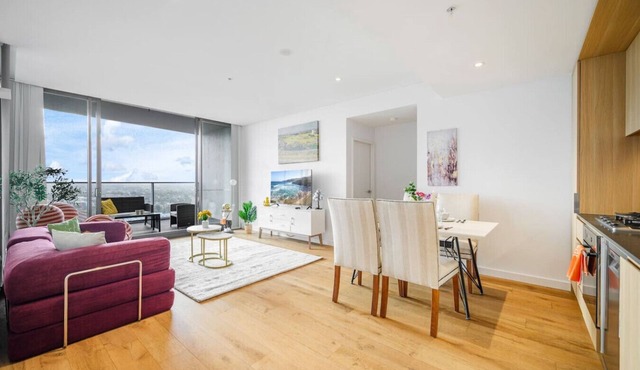 Parramatta 2br Apt Near Train Shopping Center in Parramatta