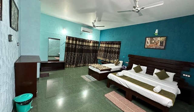 Pench Tiger Home in Kurai