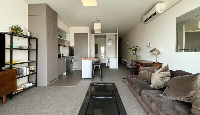 Perfect 1BR Windsor Executive to Explore Melbourne in Windsor