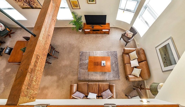 Peter Mills Apartment No 1 in Launceston