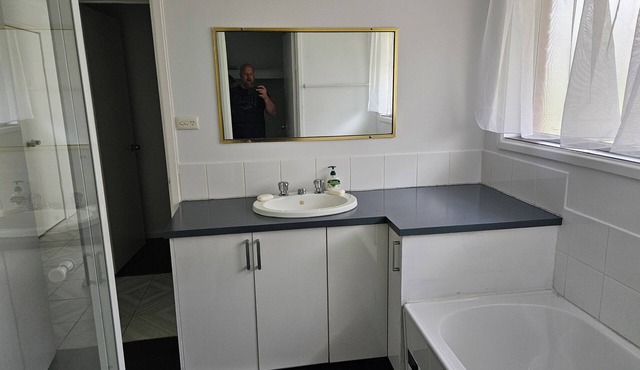 Pleasant house with AC in a quiet area. Newly reno. in Eagleby