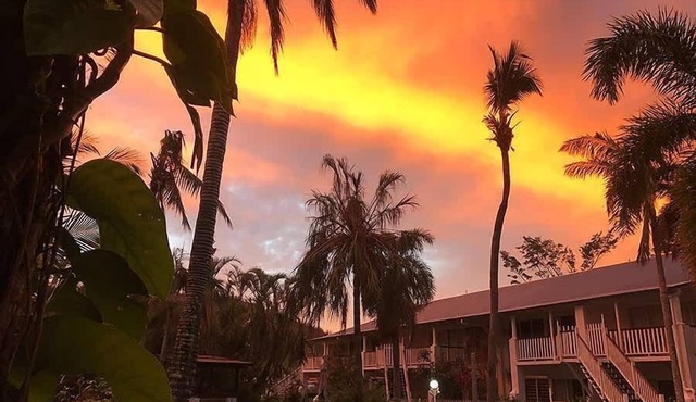 Poolside Whitsundays Apartment with Garden View in Airlie Beach