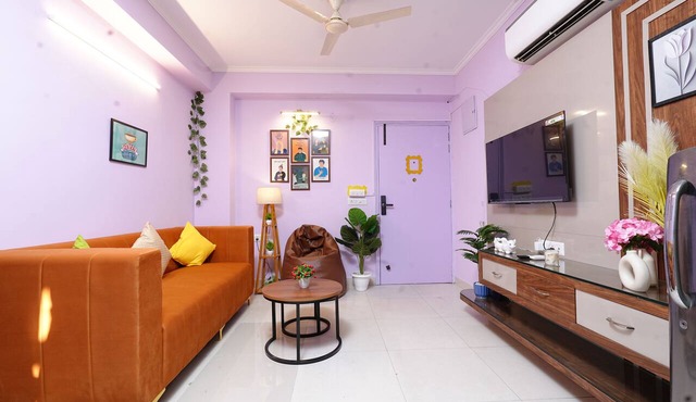 Purple Door Apt| Central Jaipur 2BHK w sunset view