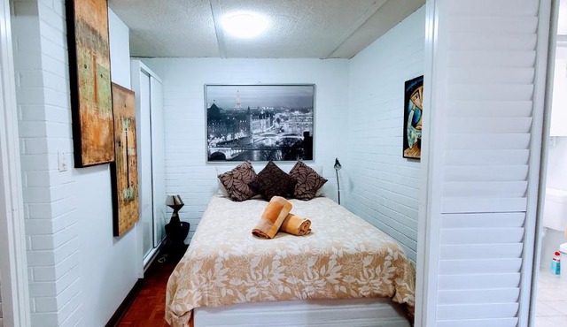 Quaint & Tranquil Subiaco 1 Bedroom Apartment in Perth