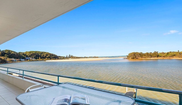 Quayside -Bring the boat, tie it up at your own private jetty. in Nambucca Heads