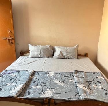 Radha Raman Hotel