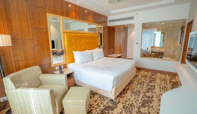 Radisson Blu Pune Hinjawadi in Pune