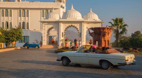 Radisson Blu Udaipur Palace Resort & Spa in Udaipur