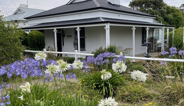 Redruth Cottage, Port Elliot in Port Elliot