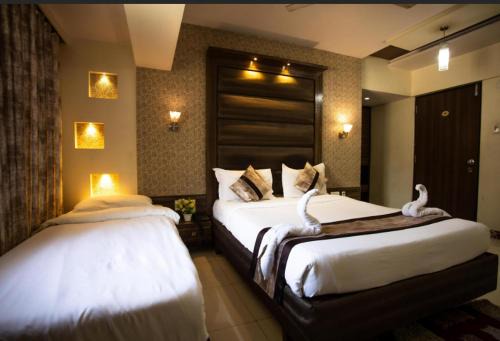 Redwings Castle Hotel in Mumbai