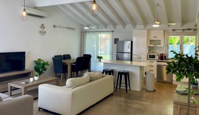 Renovated Beach House in the Heart of Mooloolaba in Mooloolaba