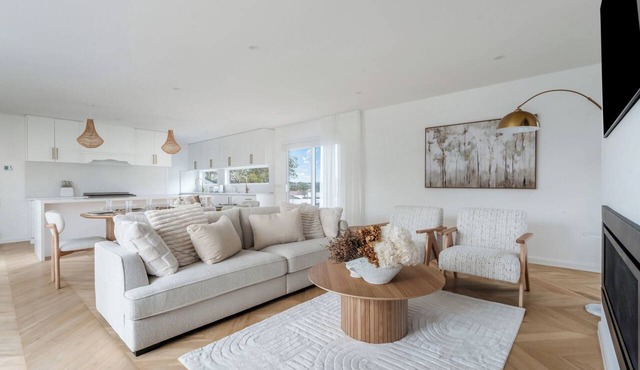 Reverie Poolside Haven near Beaches and Hot Springs in Rye