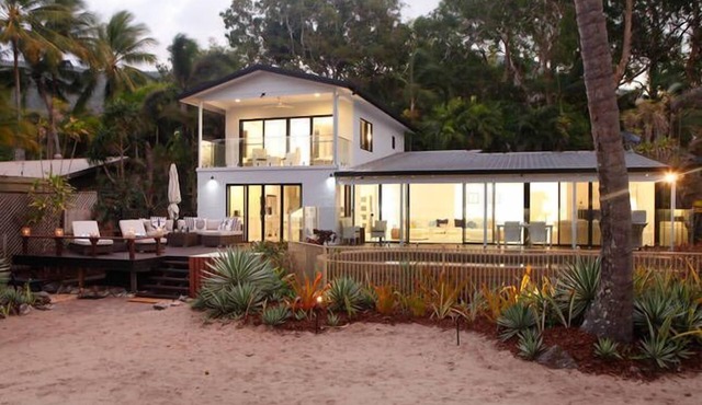 Right On the Beach in Oak Beach