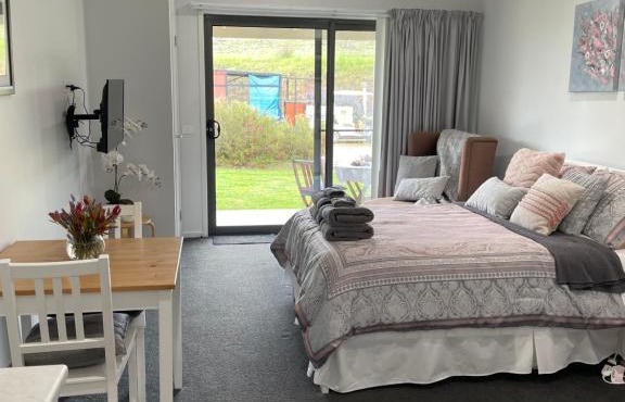 River Gardens Axedale Pet Friendly Farmstay B&B in Axedale