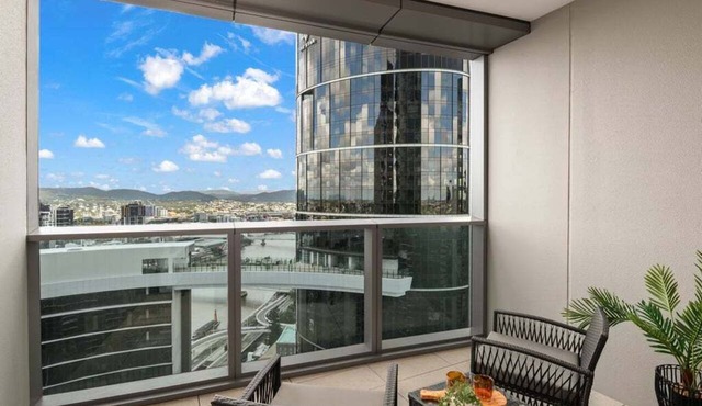 River &Mountain View Modern CBD Apt/Casino/Resort in Brisbane