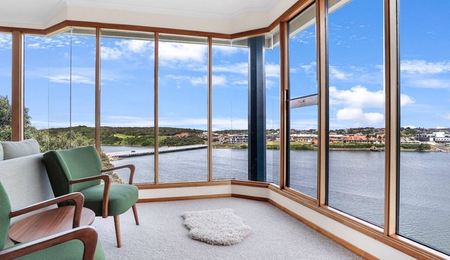 Riverview - Breath taking views of the Hopkins River in Warrnambool
