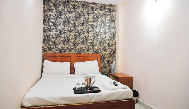 Roomshala 126 Mannat Inn