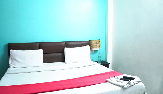 Roomshala Hotel KD Plazav