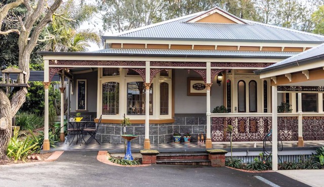 ROSEBERY COTTAGE - PREMIUM LUXURY ACCOMMODATION IN THE BEAUTIFUL YARRA VALLEY in Lilydale