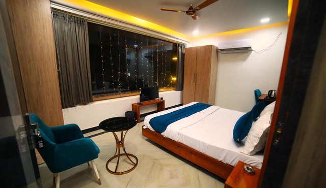 ROYAL PALACE