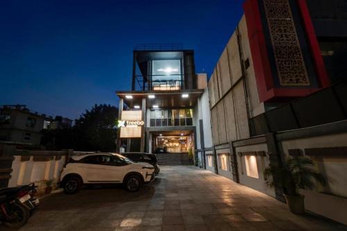 RROOMS Elite Hotel Masterprice Inn in Lucknow