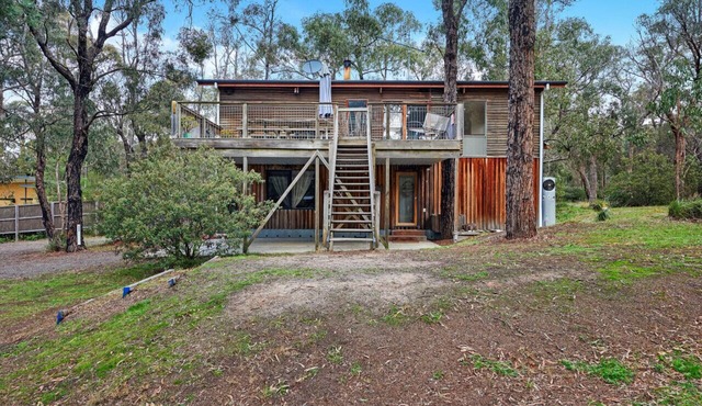Rustic Treehouse - Aireys Inlet in Aireys Inlet