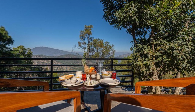 SaffronStays The Unwind Chalet Bloom Suite