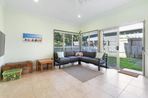 Samarinda Green in Point Lookout