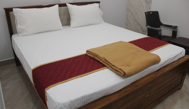 sara rooms
