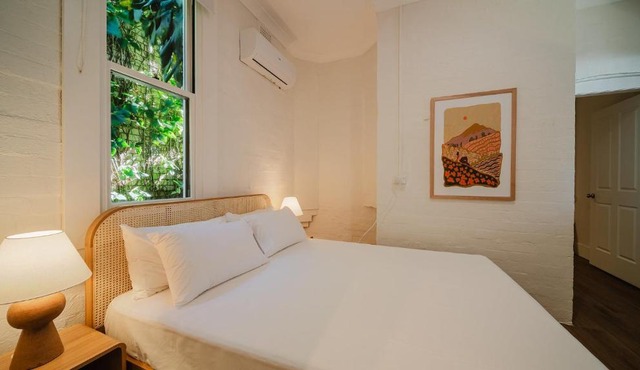 SAREH ACCOMMODATION - Balmain in Sydney