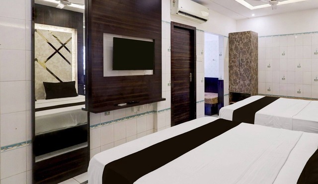 Saver Double Hotel Admire Suit in Chennai