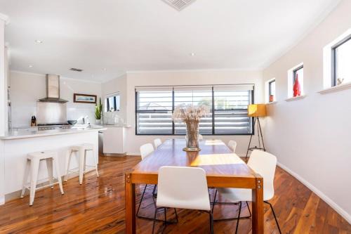 Scarborough Villa on Mickey in Perth